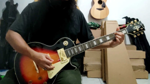 Gitar elektrik GIBSON LES PAUL CUSTOM China warna Vintage Sunbrust rock metal jazz punk dangdut