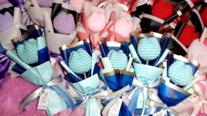 Mini Crochet Tulip Bouquet: Elegant Home Decor Accessories