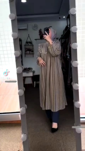 Salur Set - One Set Wanita Long Tunik Ceruty Babydoll Premium Setelan Wanita Kekinian Ruffle Lengan Panjang Andalusia Royal Tunik LD 110 cm