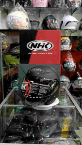 HELM NHK R6 solid kaca gelap