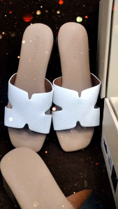 ORIGINAL PARISIAN WOMENS PAU HEELED SLIP-ON