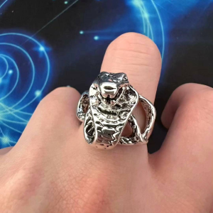 Cincin Elegan Desain King Cobra Silver (Adjustable)
