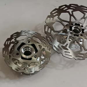 TROMOL SET SATRIA FU SATRIA FU FI WARNA CROM PLUS CAKRAM DEPAN MOTOR PNP SATRIA PRODUK BERKUALITAS