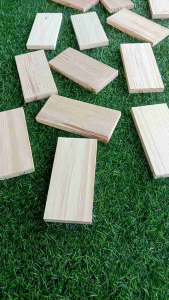 ไม้สนนอกรีดไสปรับ 4 หน้ากว้าง 7 ซม.หนา 1.2 ซม.ยาว 20 ซม.ราคามัดละ 65 บ.1 มัดมี 10 แผ่น *เวลาในการจัดเตรียมสินค้า 2-3 วันหรือน้อยกว่านั้น