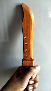 BELATI KAYU MAINAN PERAGAAN LATIHAN BELADIRI/Belati kayu miniatur alat peragaan latihan beladiri