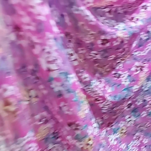 Kain Chiffon Ceruty: Bahan Sifon Ceruti Motif & Harga Per 50cm