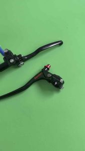 มือครัชโดมิโน่ T + ปั้มบนฐานดำ T