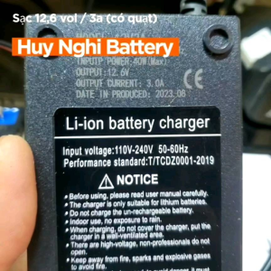 Sạc 126 vol (3s) - 2a Dùng Cho Pin Lion 18650 Có Đèn Báo Đầy Pin