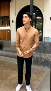 Kemeja Pria Polos Lengan Panjang Premium Warna Mocca