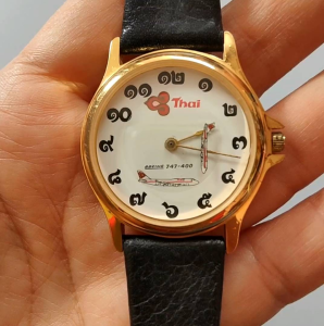 นาฬิกาวินเทจ การบินไทย รักคุณเท่าฟ้า หลักเลขไทย สวยคลาสสิค น่าสะสม ถ่านใหม่ สายใหม่ ตัวเรือนขนาด 32มิล. ไม่รวมมะยม