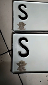 JASA PLAT NOMOR MOBIL 1 PCS DEPAN BELAKANG (LOGO KORLANTAS)