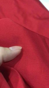 Vải Tafta màu đỏ tươi dày có độ bóng nhẹ form đứng (khổ 1m5)may đầm váyVestđầm dạ hội quần Tây đẹp thời trang