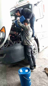 15W40 Dầu nhớt cho động cơ Diesel có Tubo - VALVOLINE dầu nhớt Hoa Kỳ nhập khẩu - Valvoline All Fleet Premium 15W40/CI-4/SL - Thay dầu sau 10000km sử dụng - Thùng 18 lít tặng 10 viên rửa kính.