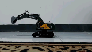 Mainan Mobil Rc Kontruksi Beko Excavator Alloy Metalik 12 CH Bisa Keluar Asap Suara Dan Dilengkapi Lampu LED 2.4G Frekuensi