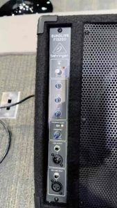 (ใช้โค้ดลดอีก10%) BEHRINGER F-1320D ตู้ลำโพงมอนิเตอร์ 12 นิ้ว พร้อมขยายเสียง 300 วัตต์ 2 ทาง คลาส D F1320D F 1320D ประกันศูนย์ไทย1ปี