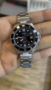 CASIO Analog Black Dial Stainless Steel Ladies Watch MDV-10D-1A1V / CASIO MDV-10D-1A1