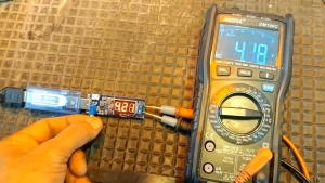 โมดูลแปลงไฟ USB รุ่นปรับไฟได้ 5V to 1.2-24V พร้อมจอ LED แบบสกินเนอร์ BAAN BUNKER