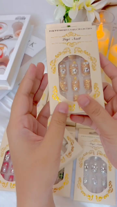 KUKU PALSU 3D MOTIP BUNGA ISI 12 PCS/SUDAH ADA LEM