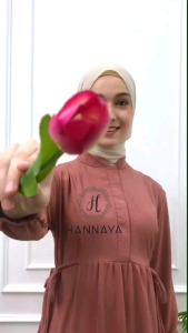 Abaya Syahira By Hannaya: Desain Elegan & Bahan Nyaman