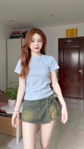 Áo Thun Nữ Dáng Ôm Cổ Tròn Thêu Đính [ 9 Nơ] Mềm Mịn Co Dãn 4 Chiều HAPPY