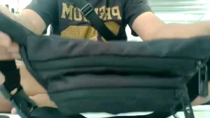 Tas Volcom Waist Bag Weistbag Distro / Tas Selempang Pinggang Volcom Quiksilver