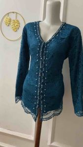 Kebaya Encim & Kebaya Modern: Pilihan Elegan untuk Acara Formal