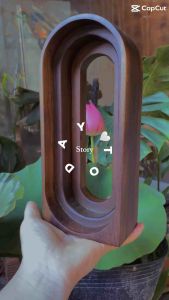 Giá treo tai nghe gỗ óc chó hình thật shop chụp