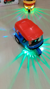 Mainan Bajaj Anak Musik dan Lampu