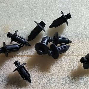 klip body plastik 8mm Honda yamaha ( 20pcs )