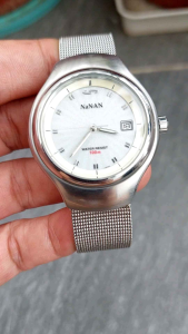 Đồng hồ nam NaN chạy pin hàng Si