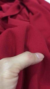 Vải thun cát Nhật màu đỏ co giãn dày vừa mềm rũ (khổ 1m55)may đầm váy quần áo kiểu thời trang