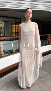 Arthur Maxi dress (3 colors) เดรสแขนกุด คลุมไหล่ด้วยผ้าโปร่งพลีท