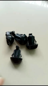 NOZEL AIR WIPER SEMPROTAN KACA AVANZA INOVARUSHSIGRACALYA VELOZYARISCAMRY FORTUNER HARGA 1 PCS
