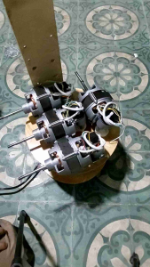 B5- Đảo điện (Động cơ BẠC ĐẠN 6200 B5 100% dây đồng tại shop YOURFAN )  AGA 6200 2RS/V3P5 (chuyên cho động cơ điện) 100% đây đồng sato 46 dày  25 mm(+_2 mm) gắn sẵn chuyển hướng điện + pát + gù + tụ 2uf