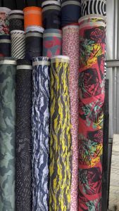 KAIN MOTIF WATERPOOF BAHAN TASLAN TASLAN COATING BALON ANTI AIR UNTUK BAHAN JAKET