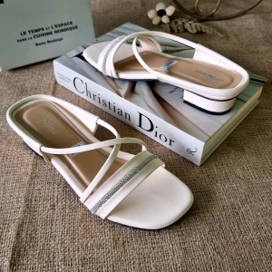 Harmi Collection-Sendal Wanita 3cm Terbaru Casual Formal Elegant Anti Licin SNDL> 61