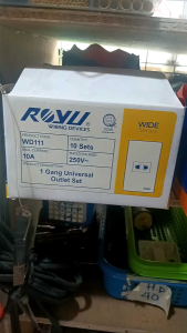ROYU Wide Series switch/outlet 123 gang.