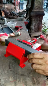 CATOK RAGUM 7 INCH BAHAN BESI