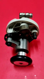 ( RODA KECIL ) 141-13666 BOBBIN WINDER / Pamaletan Jahit / Karet Gulungan Spool Mesin Jahit Pasang Kancing Otomatis JUKI 1903 MISO-15314 / 20223