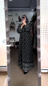 New Dress Arumi Set Hijab Ceruty Baby Doll Armani Full Furing Hyget / Gamis Muslimah Syari Set Hijab Premium Berfuring Hyget / Gamis Premium Set Hijab Ceruty Baby Doll Berfuring Hyget