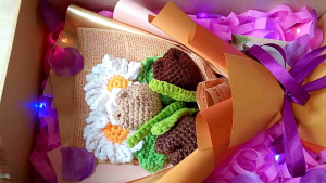 Crocheted flower Three mini tulip 2 daisies with box and lights. Flower bouquet gift with box