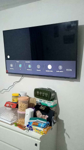 Braxket TV Kuat dan Kokoh Size 32"-43" inch