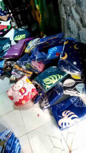 SARUNG BANTAL 12 PCS/SARUNG BANTAL DEWASA TIDAK LUNTUR.