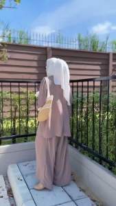 S92 งานชุดเซ็ตกางเกงแฟชั่นมุสลิม ฟรีไซส์ 38-54“ใส่ได้ ดีไซส์ เสื้อแขนรูดพองพลางต้นแขน กางเกงมีจีบหน้าพลางหน้าท้องขาบาน พลางต้นขา ใส่แล้วพลางหุ่นที่สุดจ้า