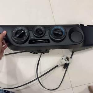 ชุดสวิตช์ปรับแอร์ Toyota REVO ปี2015-2024 มือสองแท้ถอด