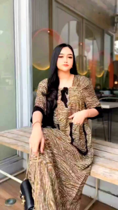 Dres Lalisa Motif Jumbo & Dres Wanita Mewah 2025