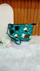 Viola By Biru Tsabita Pouch wanita dengan motif lucu muat hp bahan kanvas