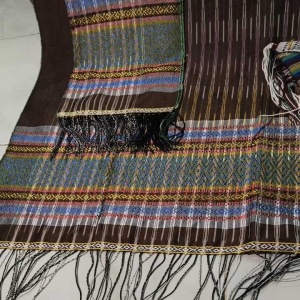 Tapak Catur Motif Benang Kristal dan Bulang Pakaian Adat Simalungun