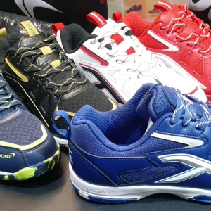 SEPATU BADMINTON HUNDRED XOOM II HBFS -2M109