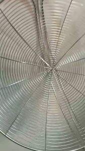 ยอดนิยมค่ะ ราคานี้เลย ตะแกรงสแตนเลส ด้ามไม้ กระชอนใหญ่ ตัวตะแกงทำจากขดลวดสานช่องถี่เท่าๆกัน ด้ามเป็นด้ามไม้จับได้ไม่ลื่นมือ สะเด็ดน้ำได้ง่าย เส้นไม่ติด แข็งแรงทนทาน ไม่เป็นสนิม หรือใช้ตักของทอดในน้ำมันร้อนๆได้ดี